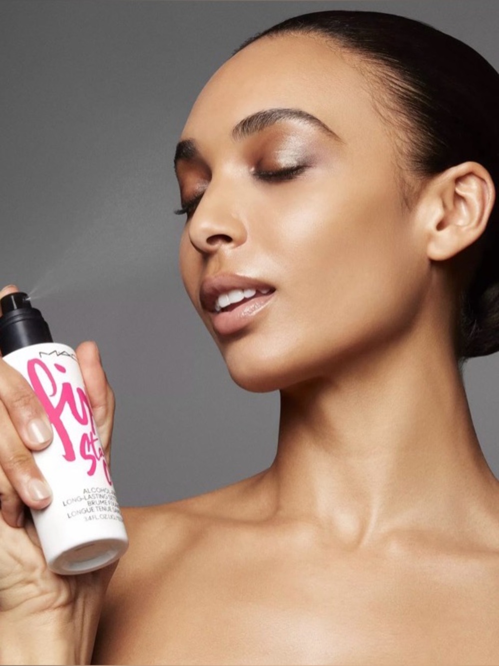 Mac FIX & STAY OVER setting spray